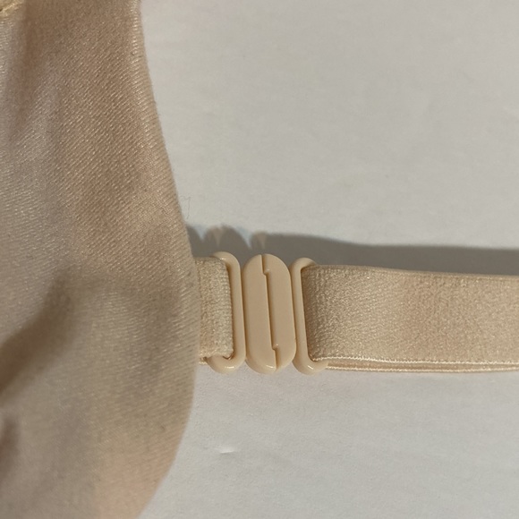 NWT VICTORIA’S SECRET 32DD BBV Unlined Demi Floral Lace Underwire Bra - Picture 7 of 13